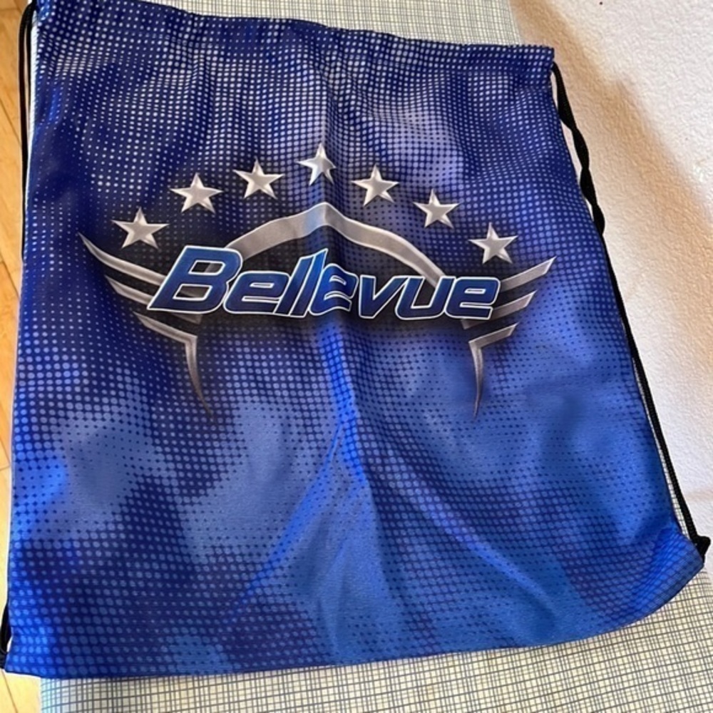 NWOT Bellevue Drawstring Cinch Backpack